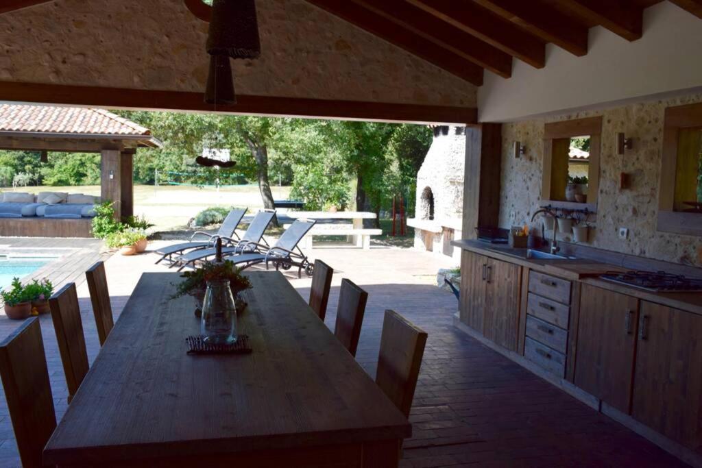 Villa Birds House Ровінь Екстер'єр фото